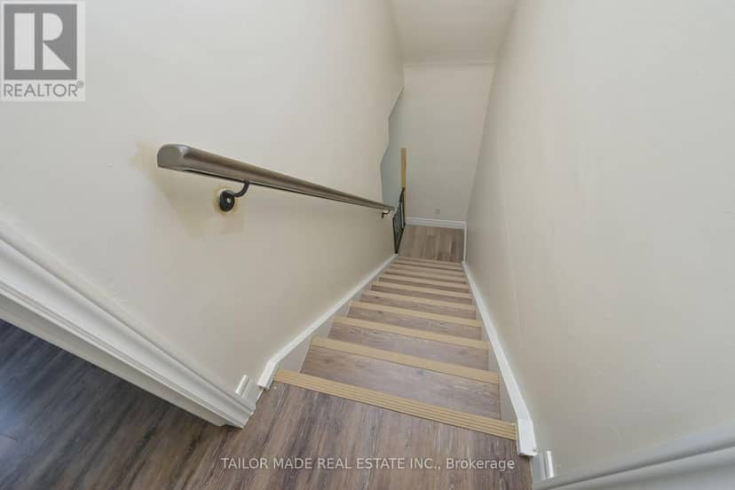 88 McCaul Street — photo 13 of 26