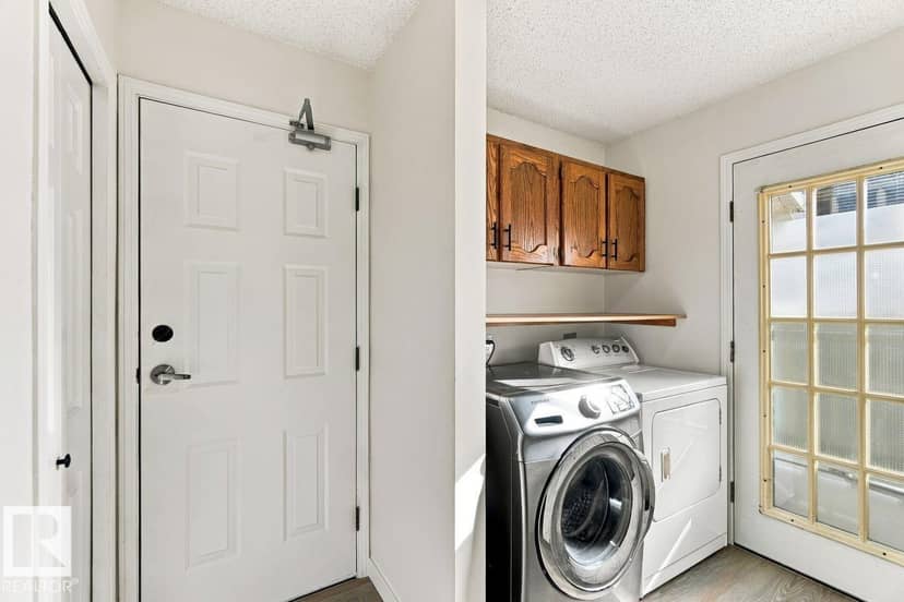 3807 36 AV NW — photo 21 of 40