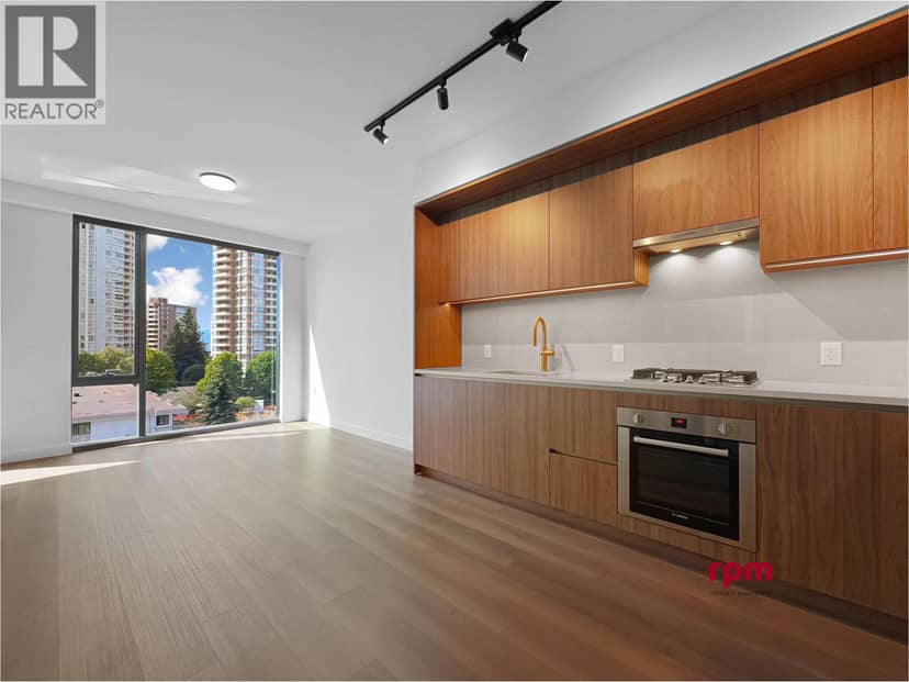 4xx 5987 WILSON AVENUE, Burnaby