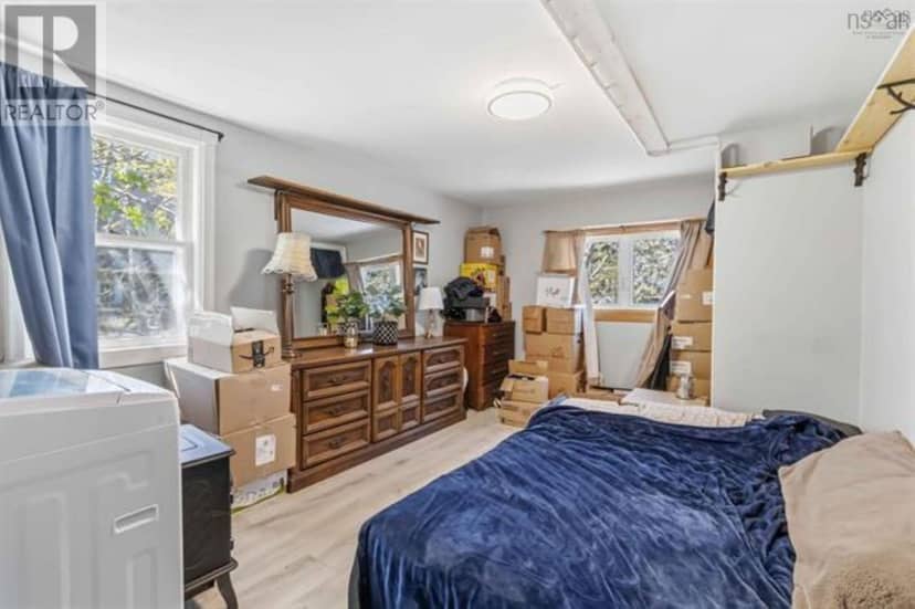 23 Military Road — photo 14 of 26