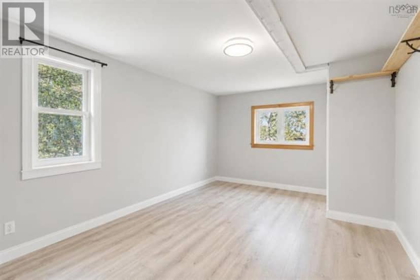 23 Military Road — photo 15 of 26