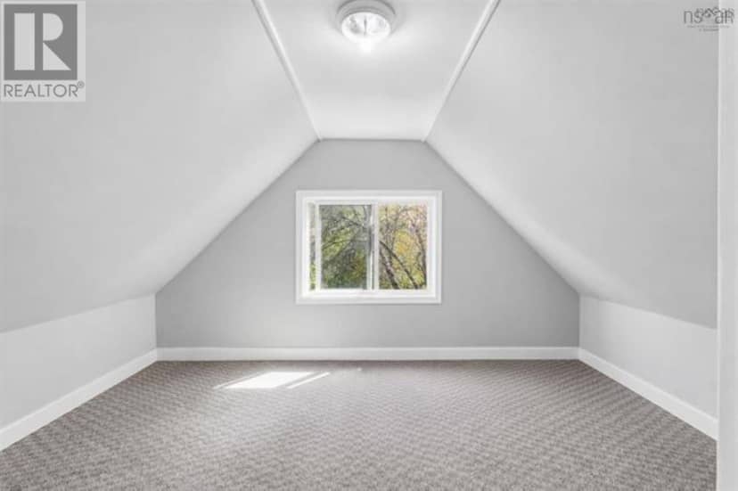 23 Military Road — photo 19 of 26
