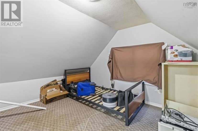 23 Military Road — photo 17 of 26