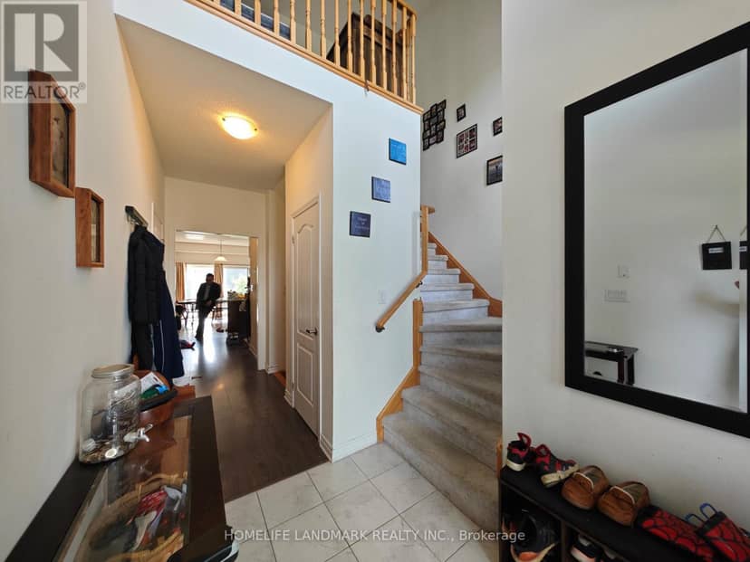 12 Catamaran Drive — photo 2 of 28