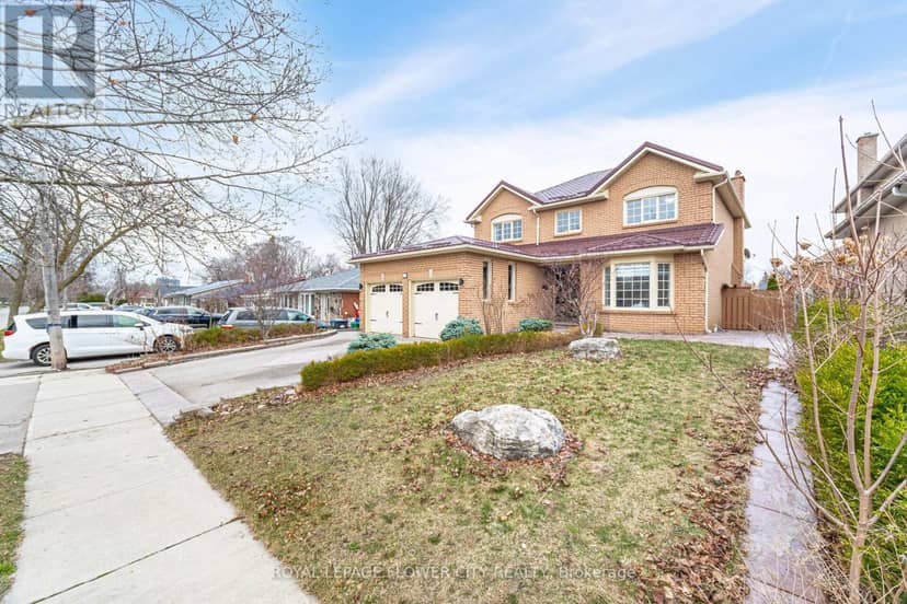 47 Burgby Avenue, Brampton, photo 3
