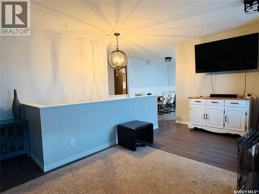 1181 Ashley DRIVE — photo 9 of 27