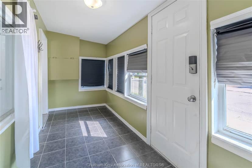 32 Degge STREET — photo 2 of 15