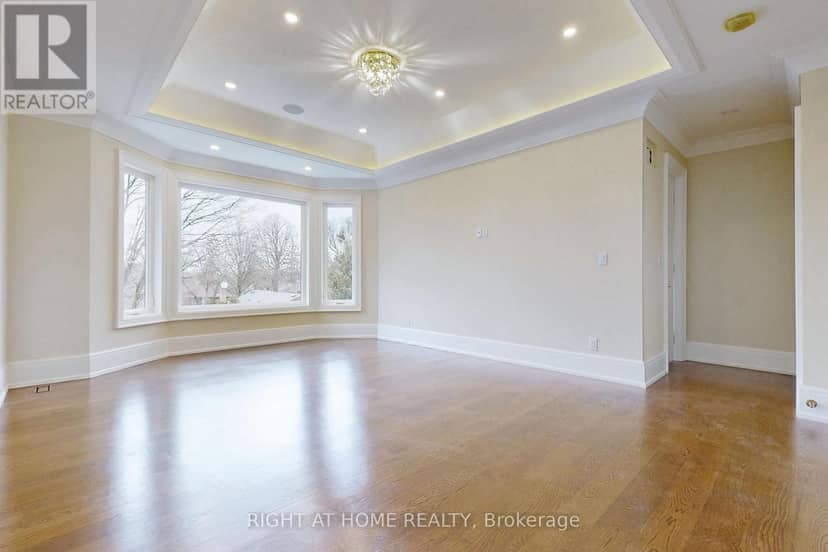 10 Jocelyn Crescent — photo 38 of 40