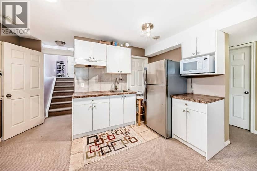 44 Canoe Square SW — photo 31 of 40