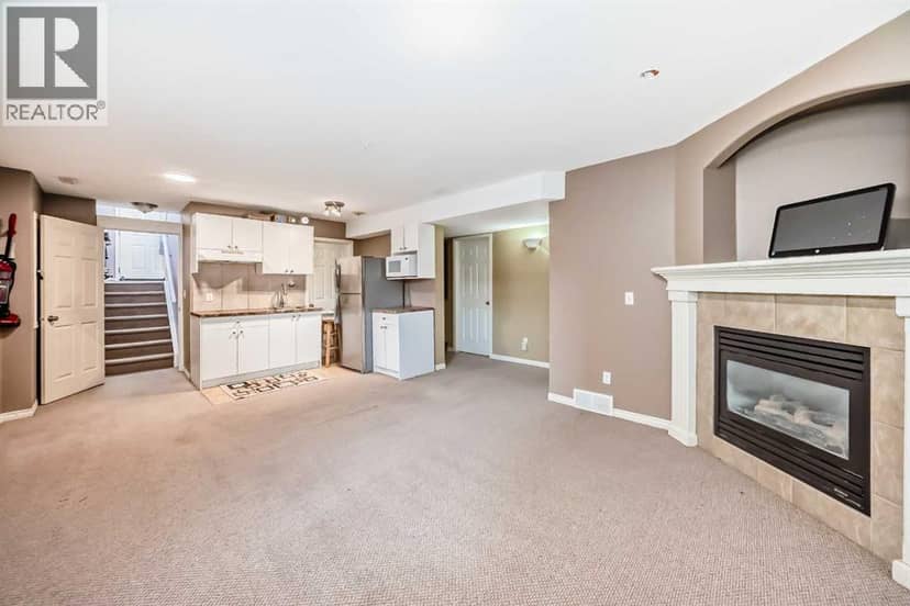 44 Canoe Square SW — photo 30 of 40