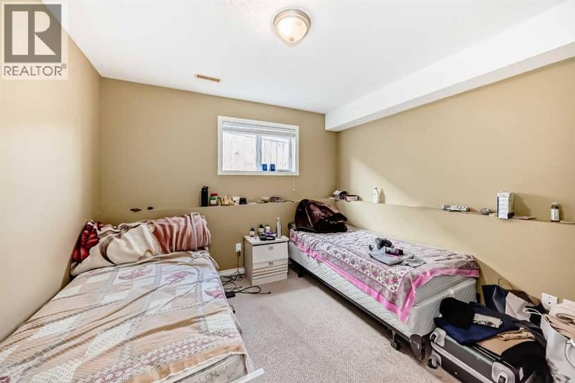 44 Canoe Square SW — photo 32 of 40