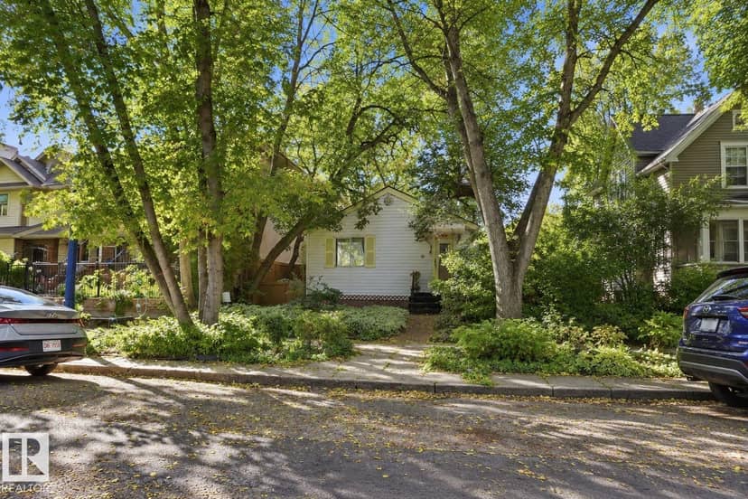 9628 100A ST NW — photo 30 of 34