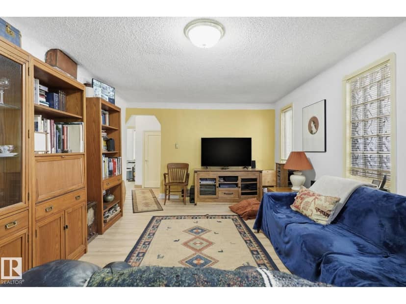 9628 100A ST NW, Edmonton, photo 5