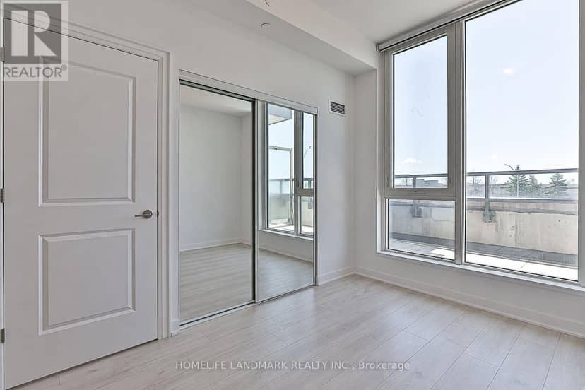 210 - 10 Gatineau Drive — photo 21 of 40