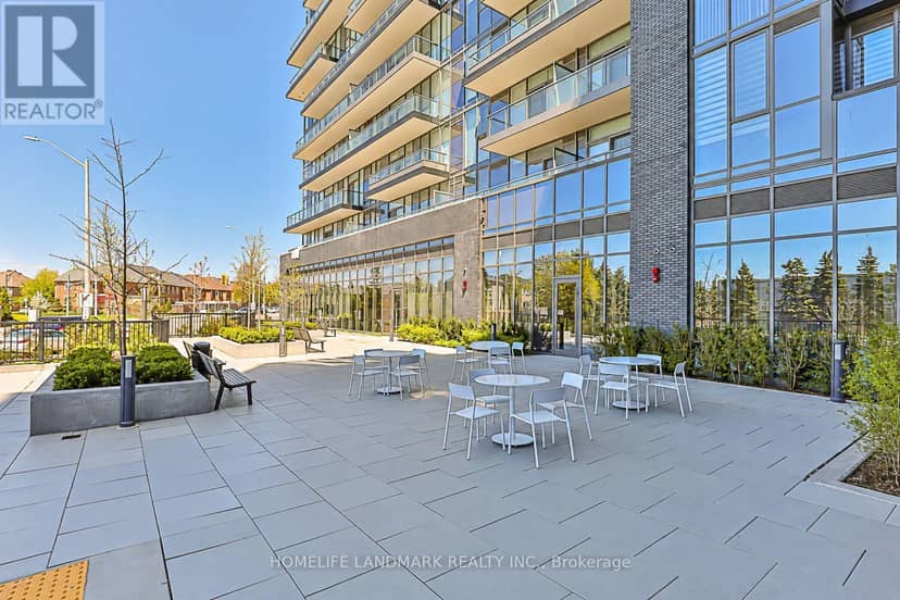 210 - 10 Gatineau Drive — photo 33 of 40