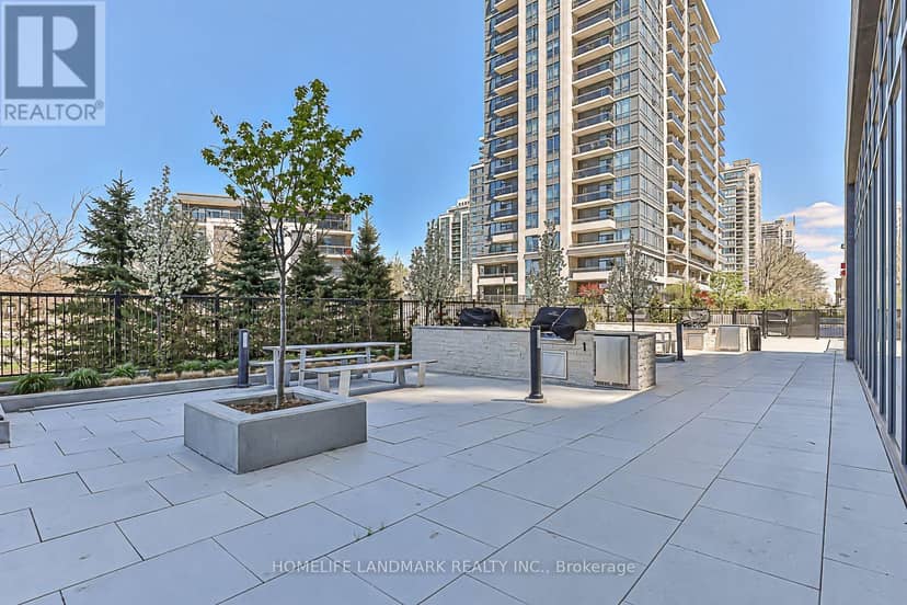 210 - 10 Gatineau Drive — photo 34 of 40