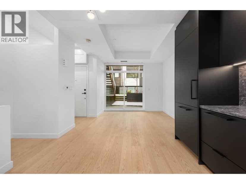 122 650 E 2ND STREET, North Vancouver, photo 6
