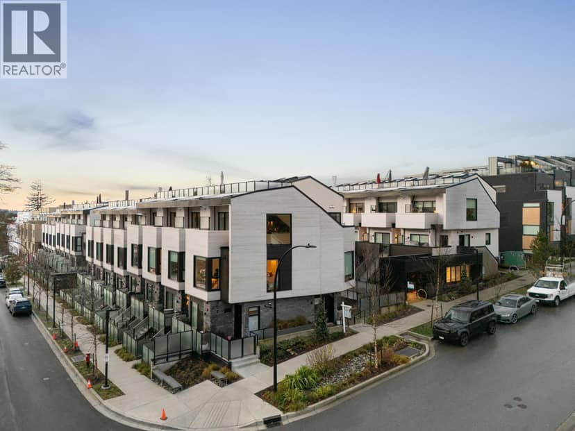 122 650 E 2ND STREET, North Vancouver, photo 2