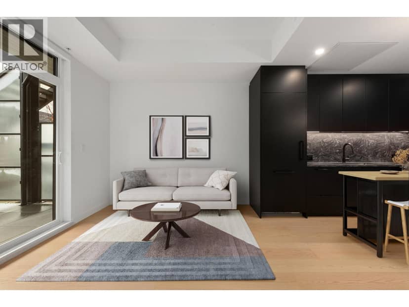 122 650 E 2ND STREET, North Vancouver