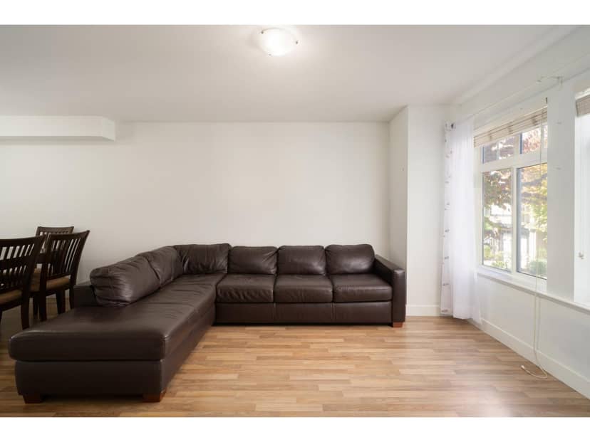 27 19448 68 AVENUE, Surrey, photo 5