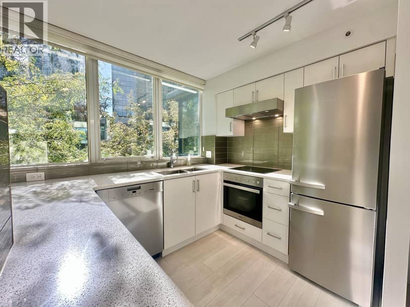206 588 BROUGHTON STREET, Vancouver, photo 8
