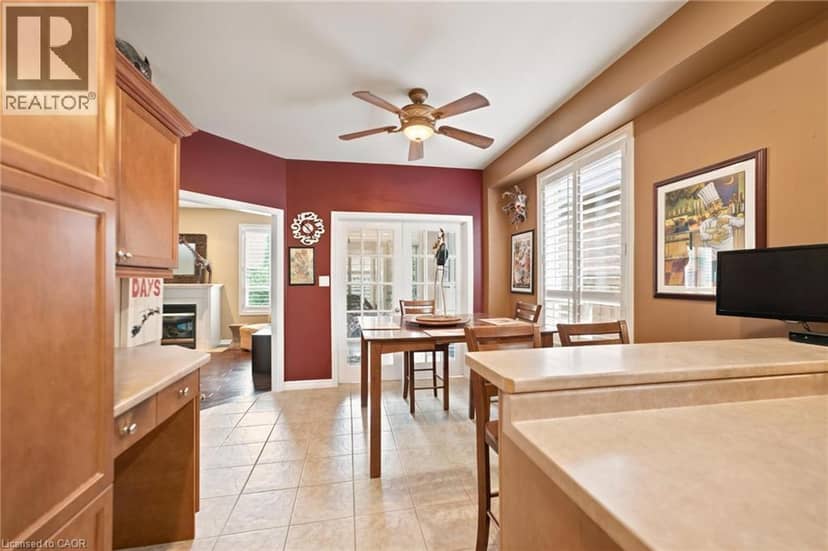 207 VALRIDGE Drive — photo 12 of 40