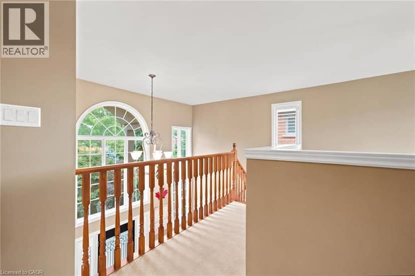 207 VALRIDGE Drive — photo 19 of 40