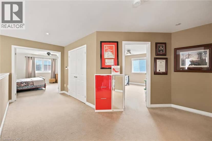 207 VALRIDGE Drive — photo 25 of 40