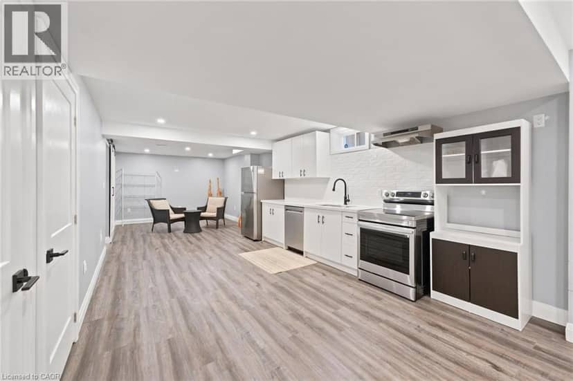 207 VALRIDGE Drive — photo 31 of 40