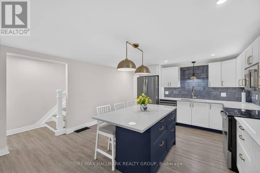 241 Lewis Street E — photo 9 of 40