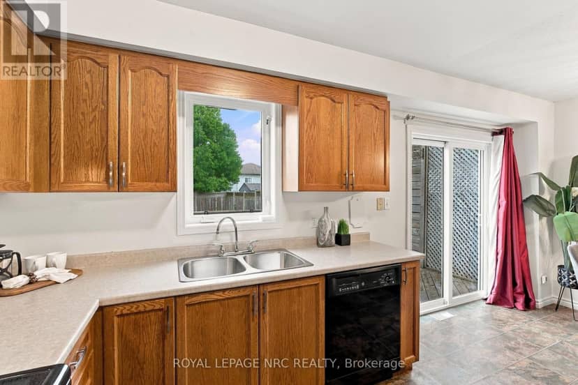 4529 Garden Gate Terrace — photo 13 of 38