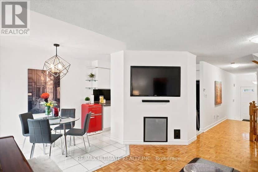 50 Sam Frustaglio Drive, Toronto, photo 7