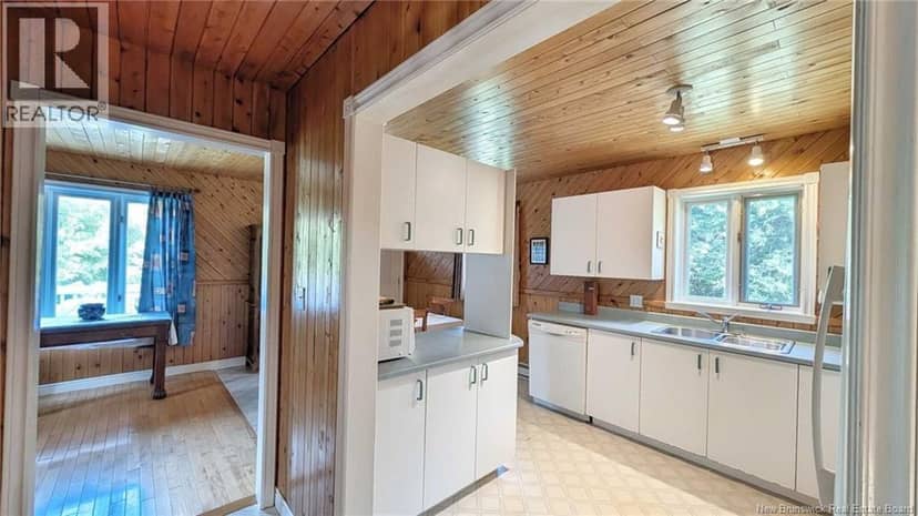 7997 Rue Saint-Paul, Bas-Caraquet, photo 4