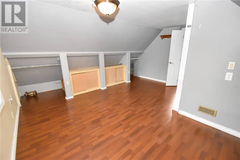 294 Kathleen Street — photo 18 of 35