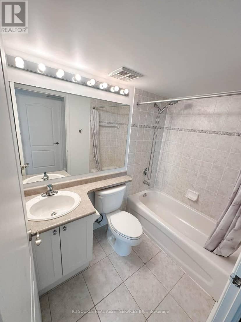 901 - 935 Sheppard Avenue W — photo 14 of 26