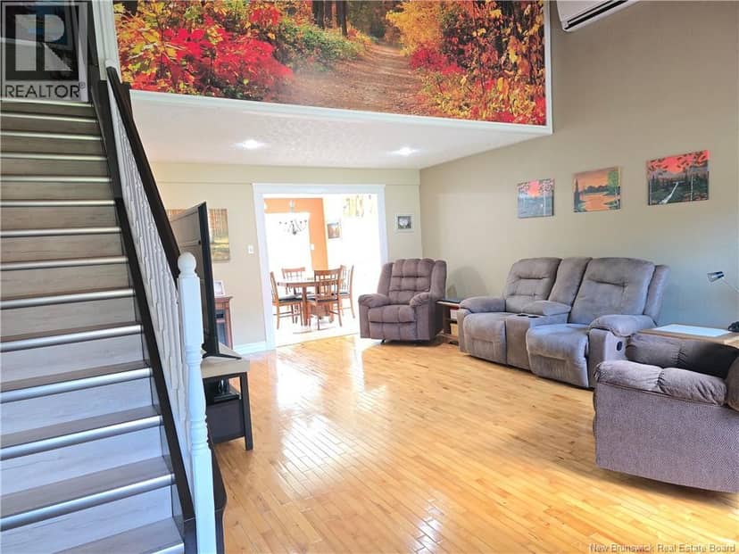 2737 Middle River Rd — photo 16 of 40