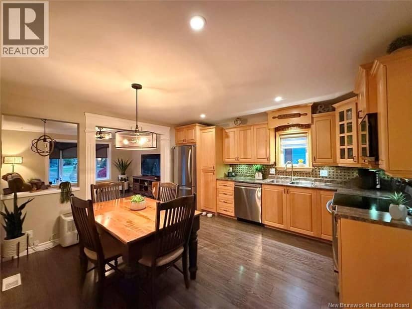 5 Saint-Joseph Street, Sainte-Anne-De-Madawaska, photo 5