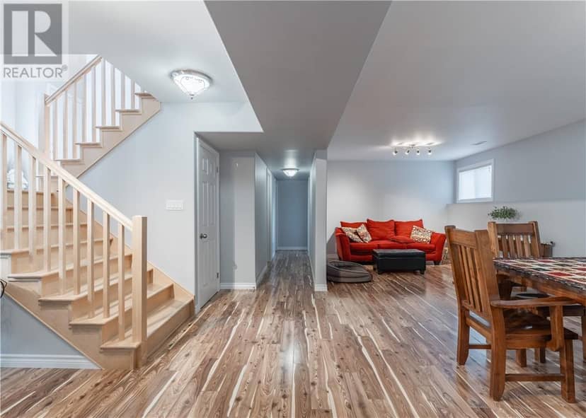 4803 Serenna Drive — photo 19 of 35