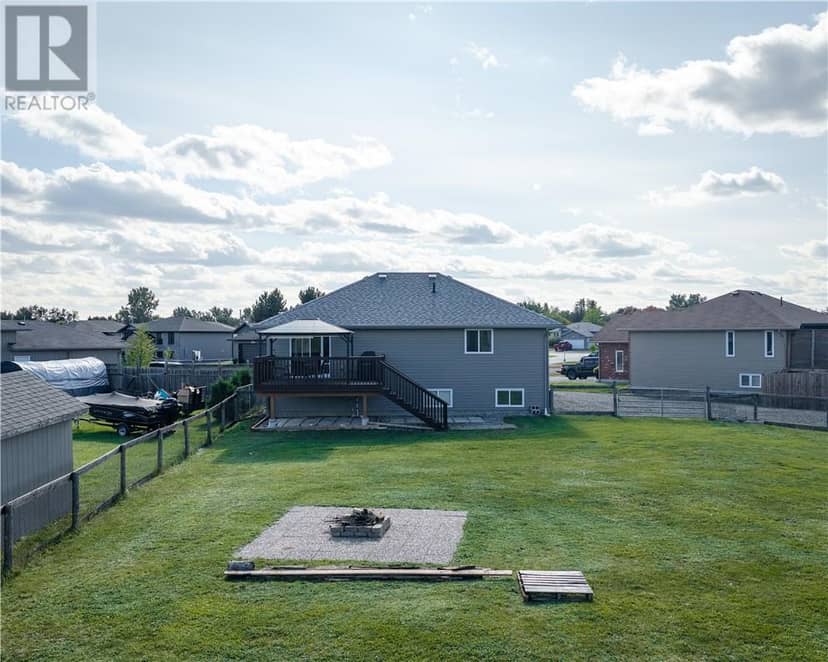 4803 Serenna Drive — photo 32 of 35