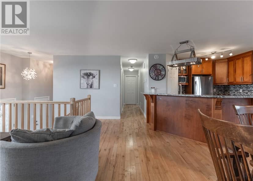 4803 Serenna Drive, Hanmer, photo 5