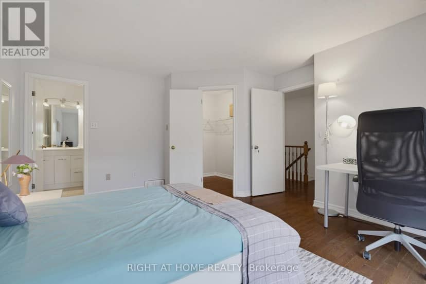 14 - 1548 Richmond Street — photo 28 of 37