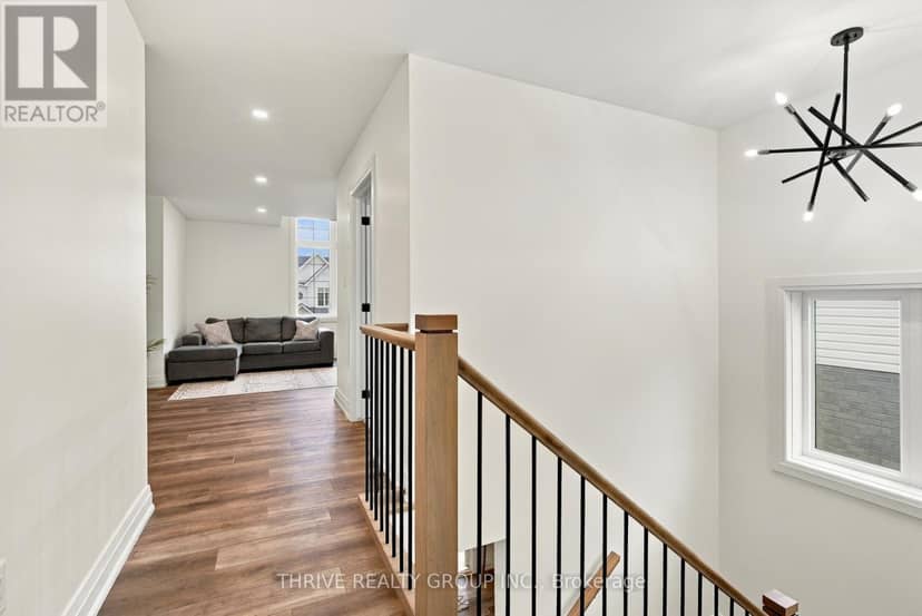 1635 Upper West Avenue — photo 19 of 40