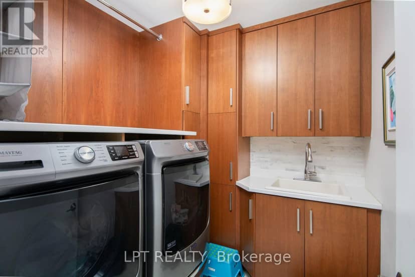 847 Walkley Road — photo 13 of 40