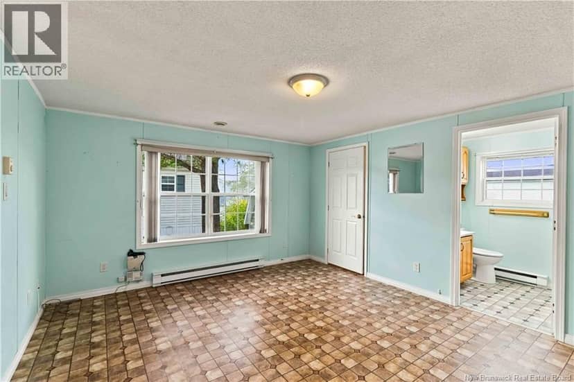 10 Northrup Crescent — photo 11 of 23