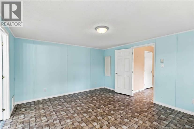10 Northrup Crescent — photo 12 of 23