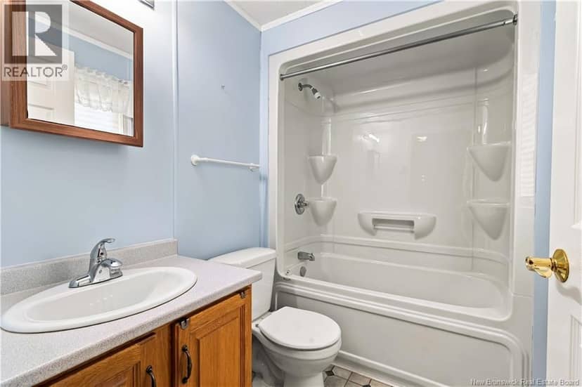 10 Northrup Crescent — photo 18 of 23