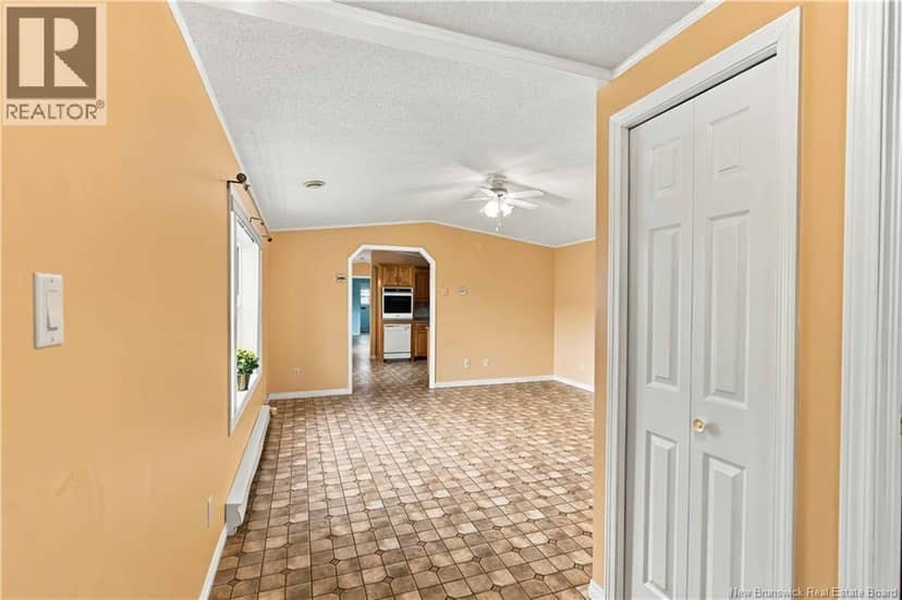 10 Northrup Crescent — photo 9 of 23