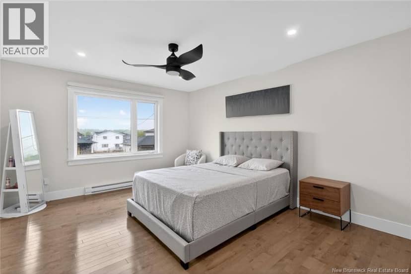 51 Renoir Street — photo 20 of 40