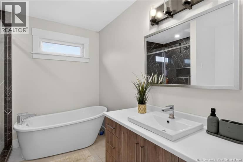 51 Renoir Street — photo 32 of 40
