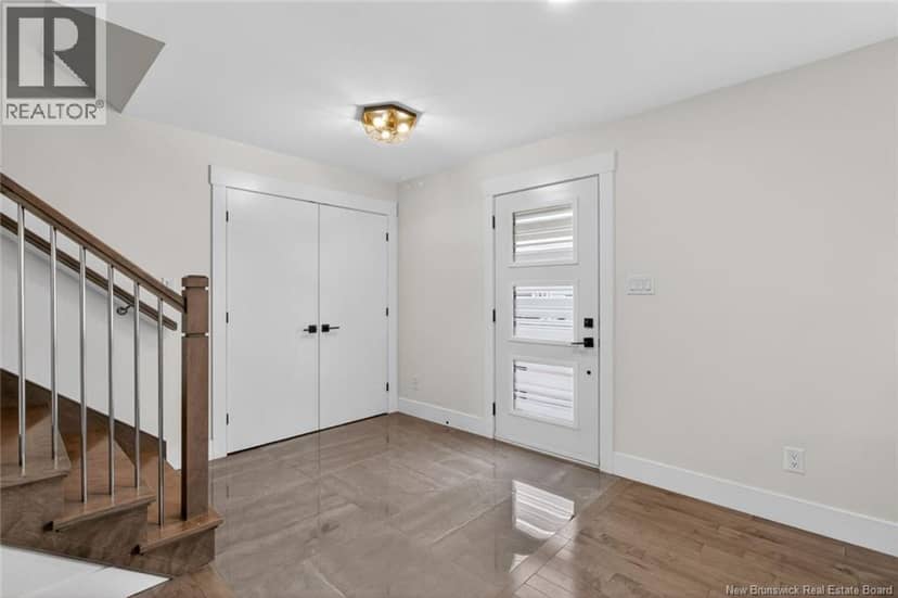 51 Renoir Street — photo 7 of 40